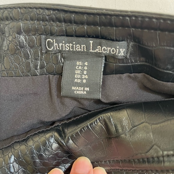 Christian Lacroix tweed jacket and mini skirt set. New, never worn. - Picture 7 of 7